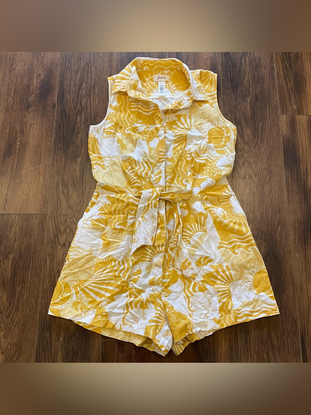 Linen blend sleeveless romper Japna yellow white